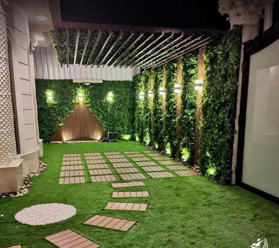 تنسيق حدائق عشب صناعي